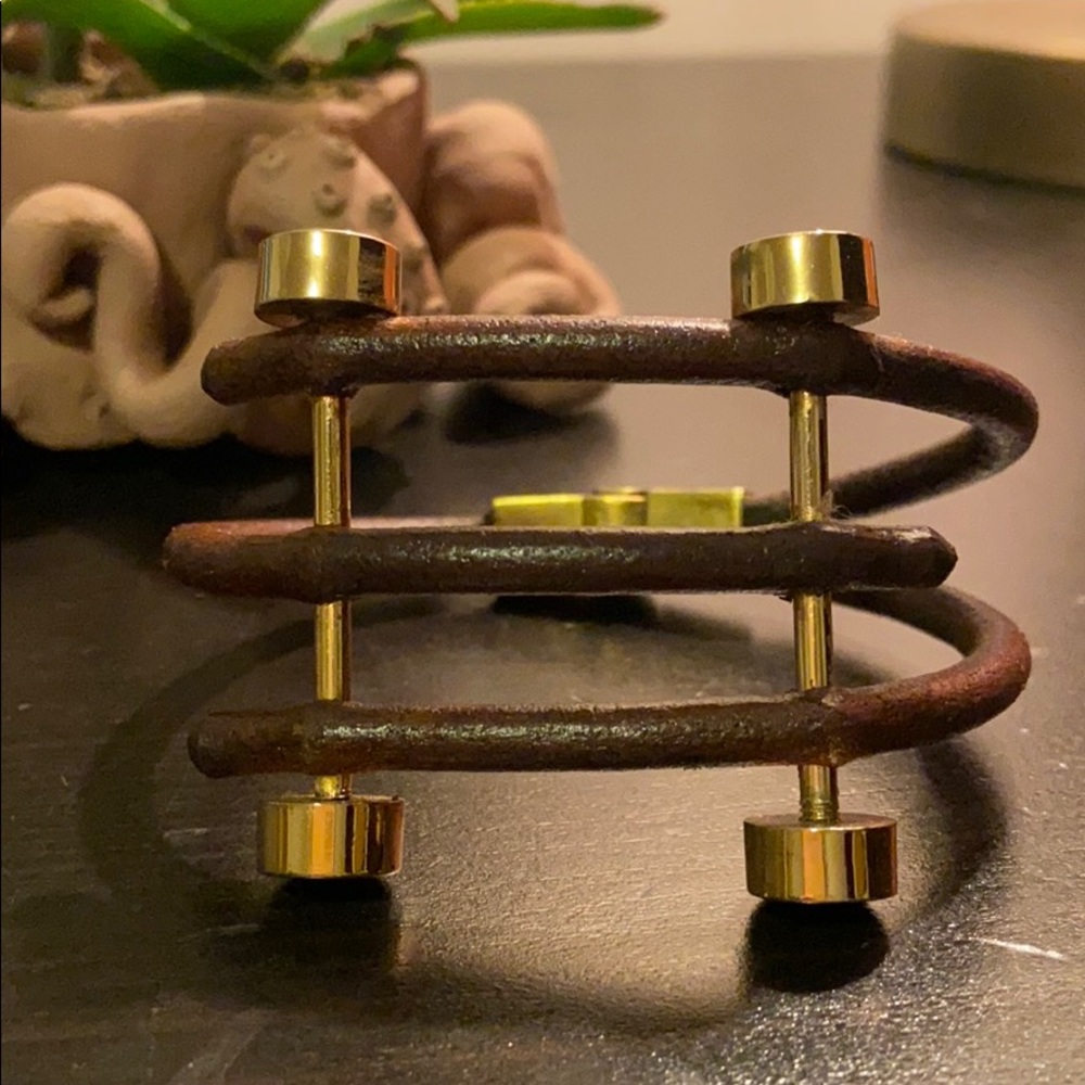 Leather bracelet